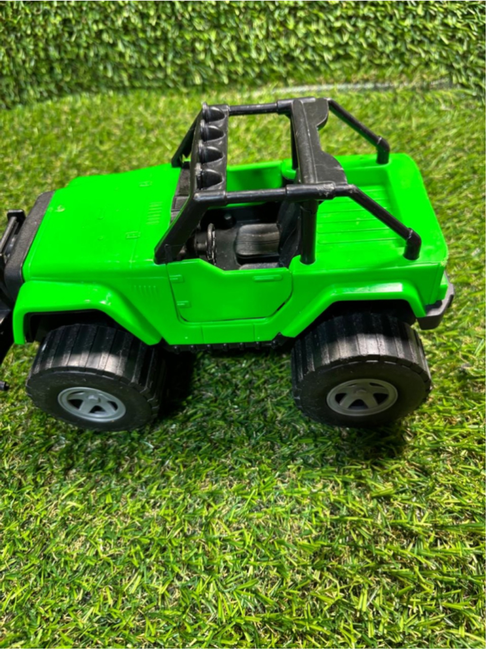 Green Toy Off-Road Jeep 4x4 Truck Monster Tires Roll Cage Vehicle Push #S109